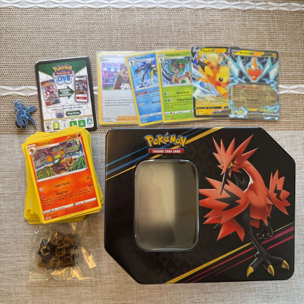 Pokemon random trading cards crown zenith tin